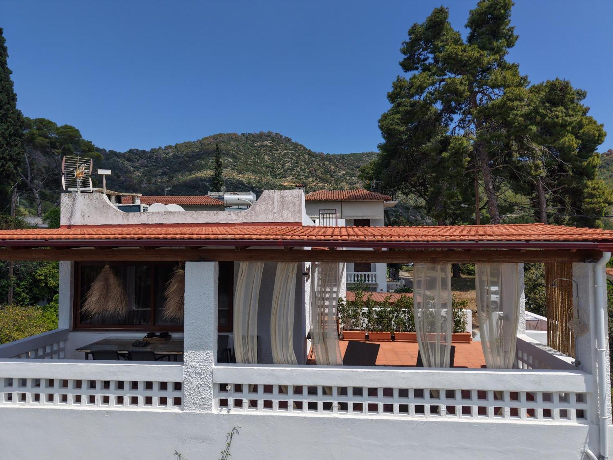 Seaview Apartment - Poros Relaxing Beachfront Flat Poros Town Exterior foto
